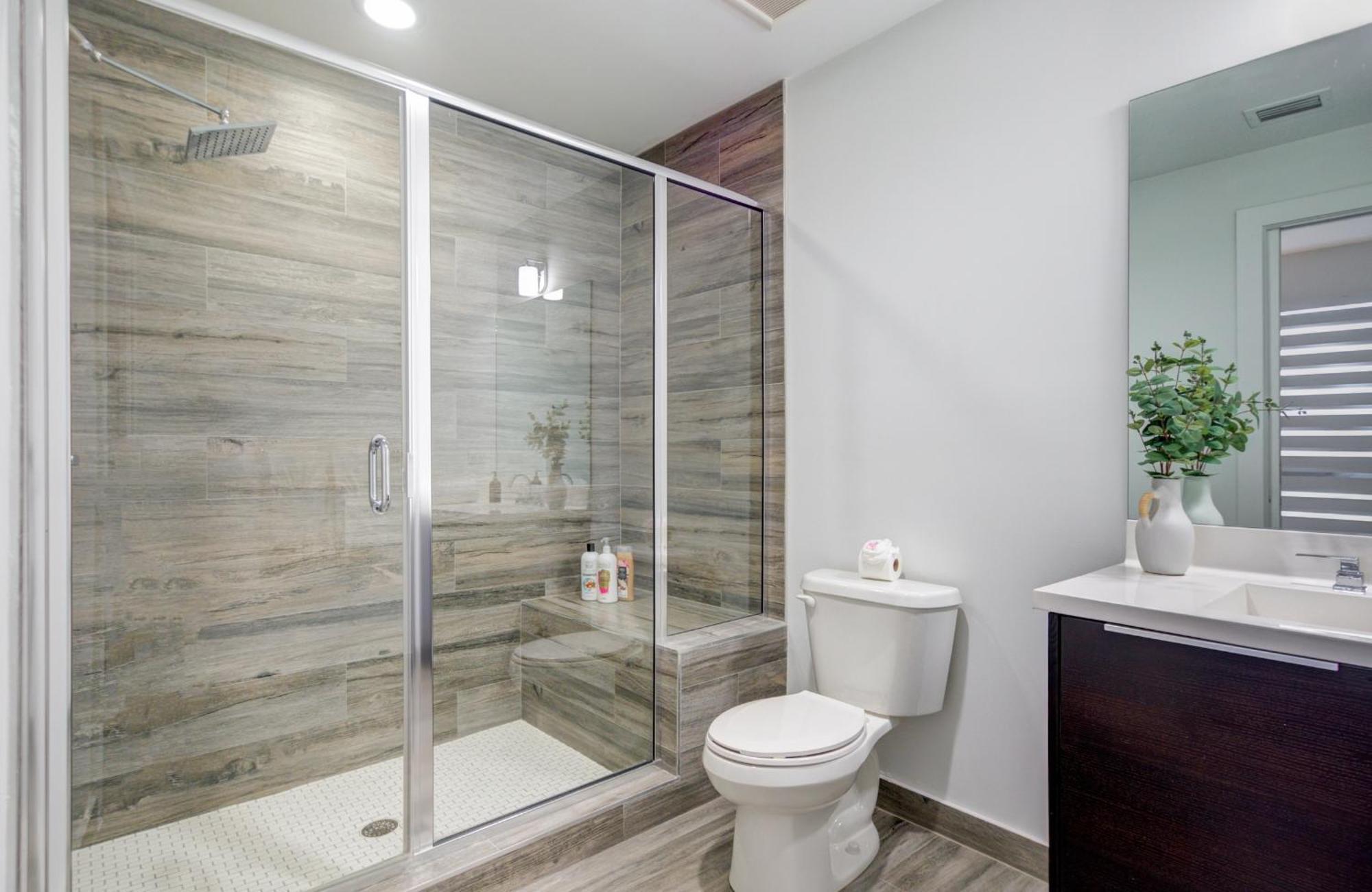 Modern 3br Ph With Rooftop Plunge Pool In