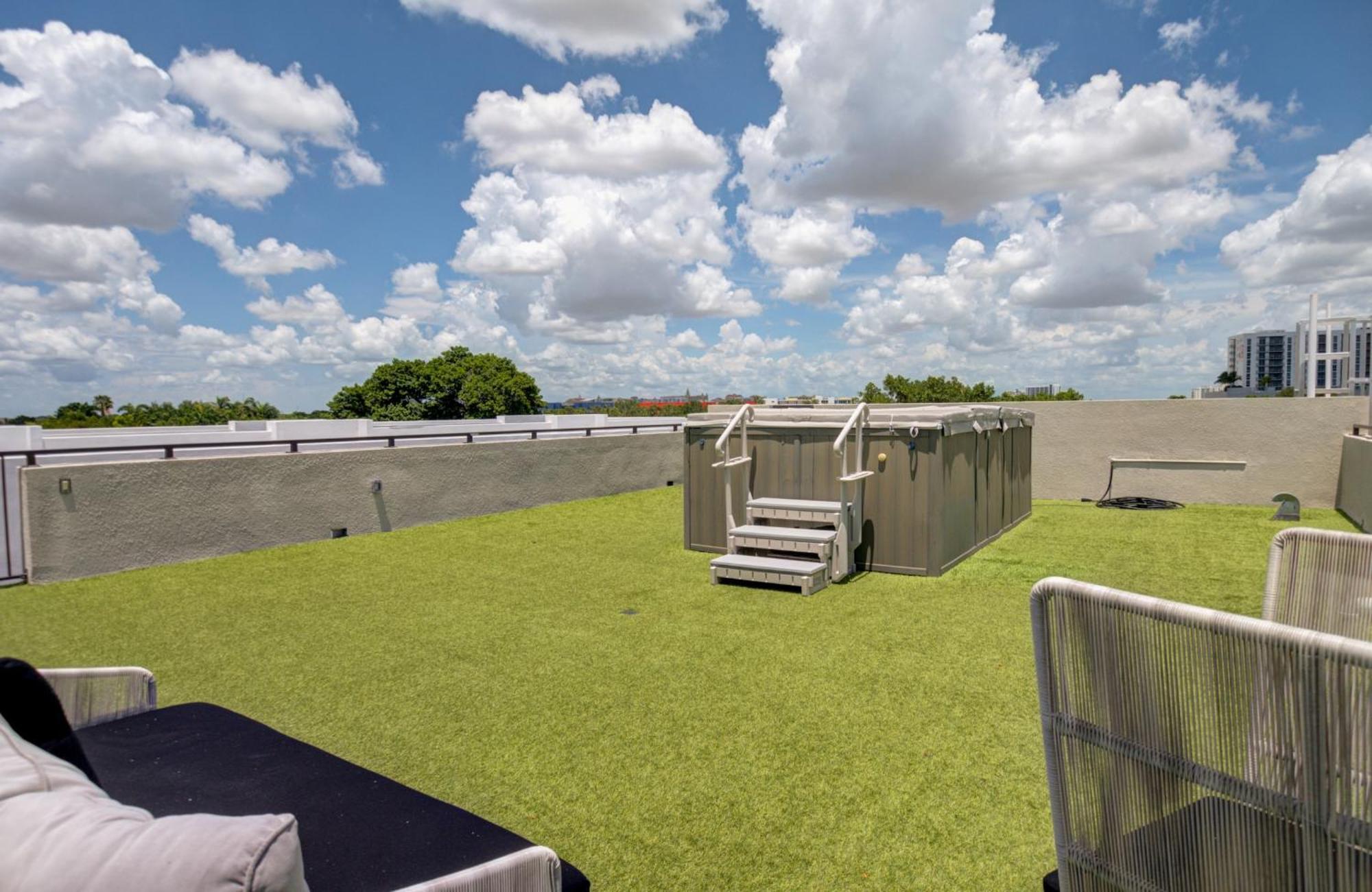 Appartamento Modern 3br Ph With Rooftop Plunge Pool In Miami