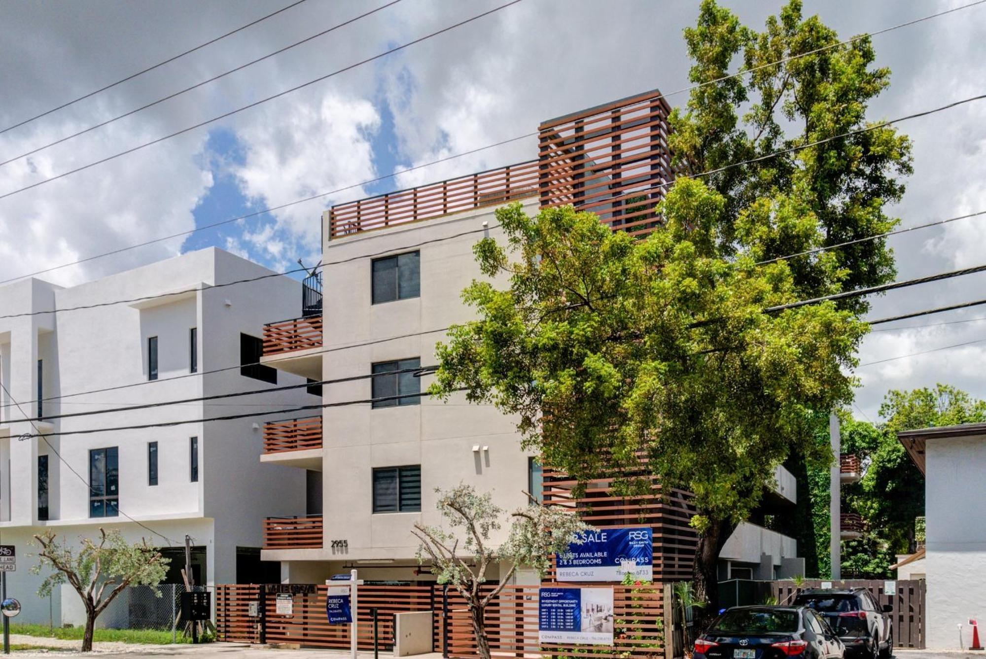 Modern 3br Ph With Rooftop Plunge Pool In Appartamento *