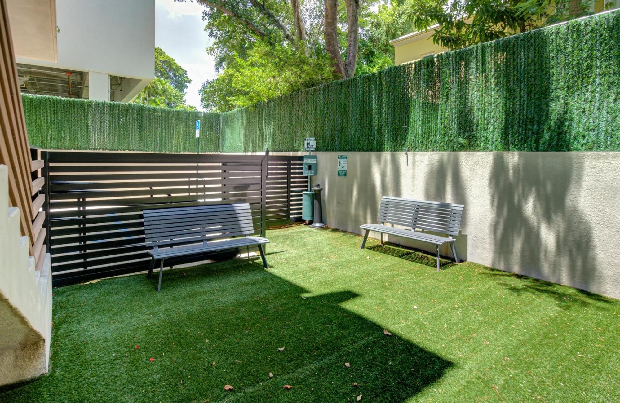 Modern 3br Ph With Rooftop Plunge Pool In