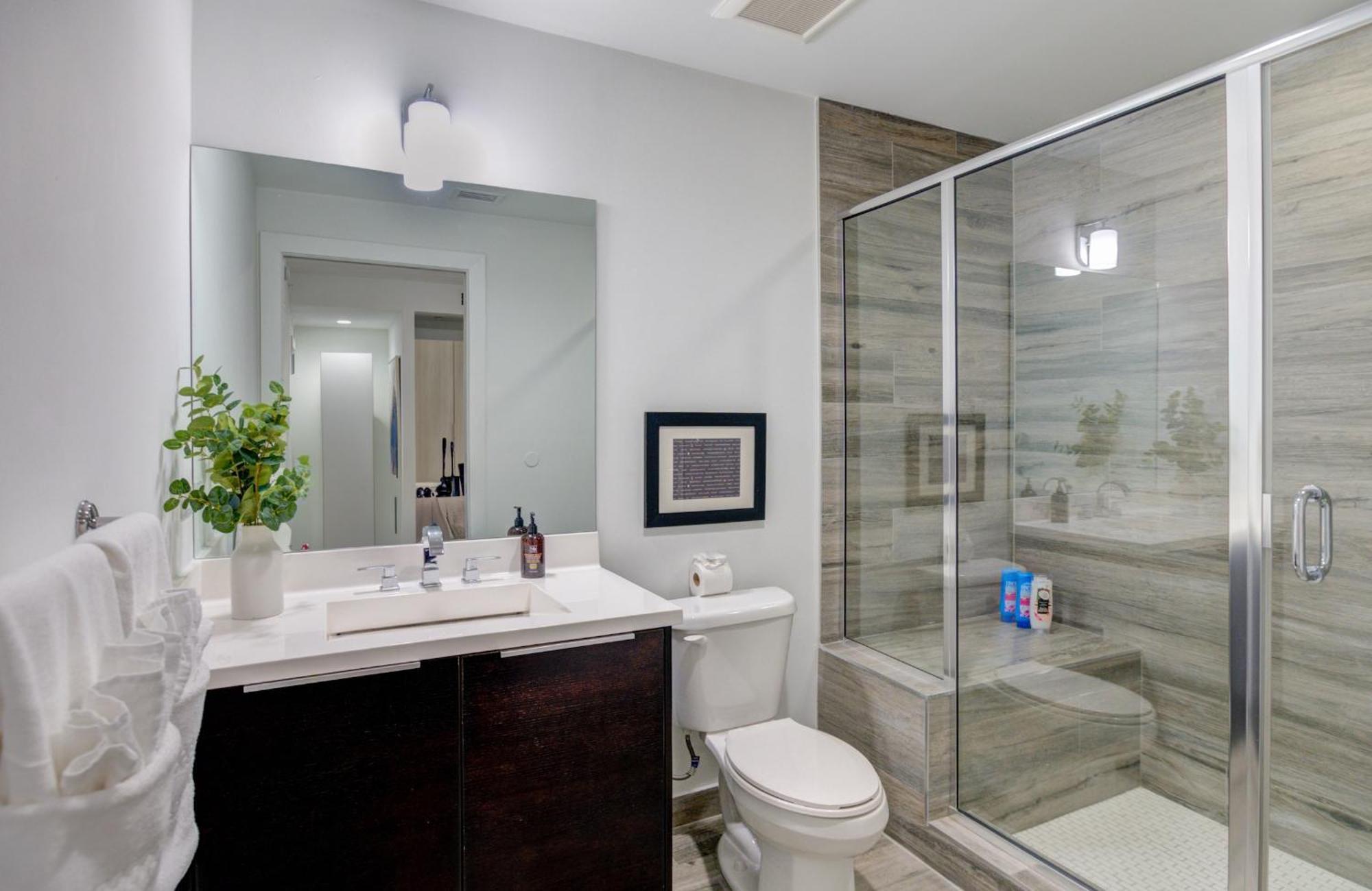 Modern 3br Ph With Rooftop Plunge Pool In
